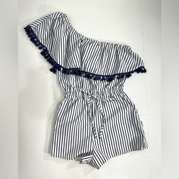 Jealous Tomato one shoulder tassel striped romper size S - Picture 2 of 8